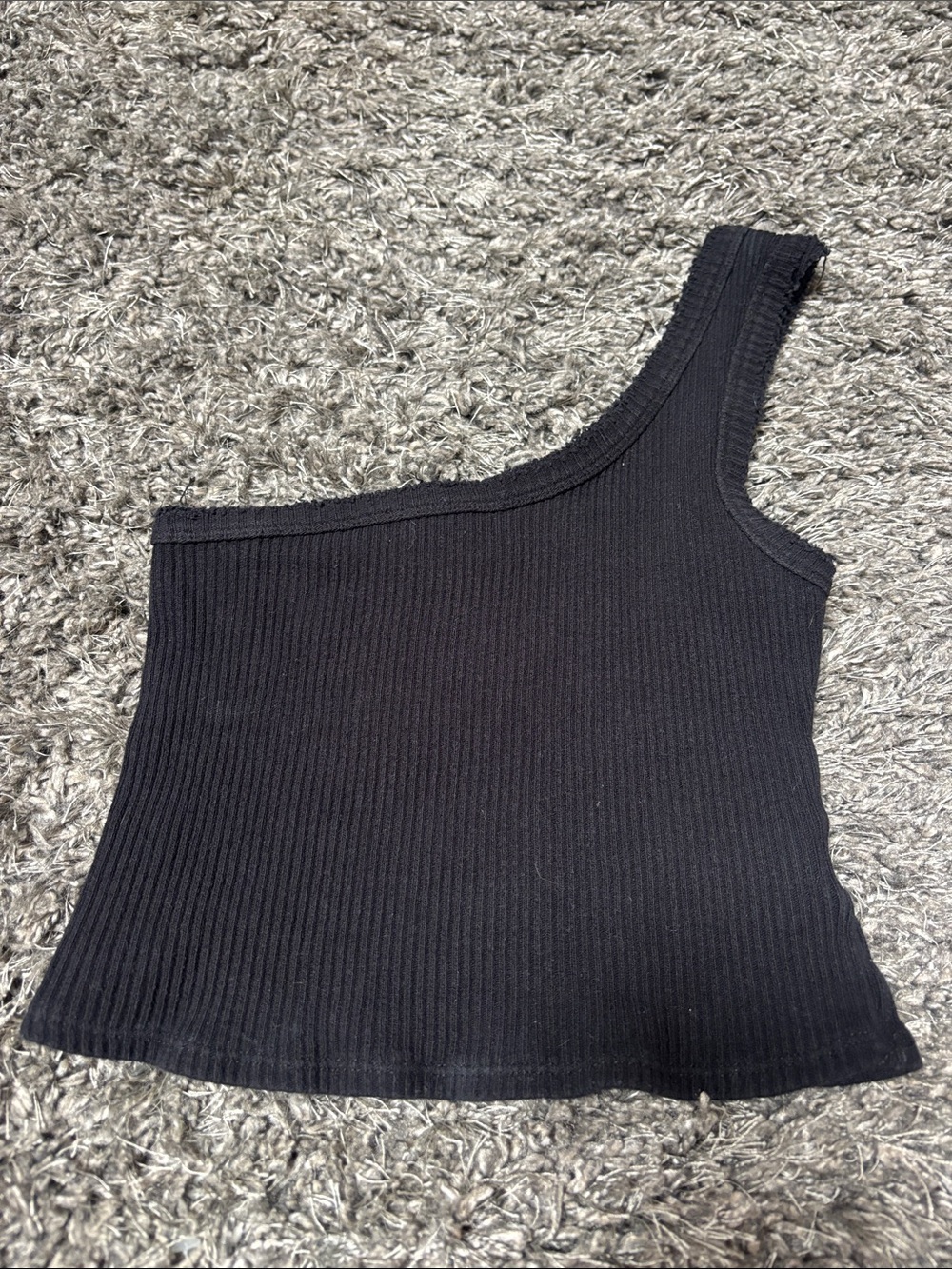 Urban Outfitters Asymmetric One-Shoulder Ribbed Tank Top - Black